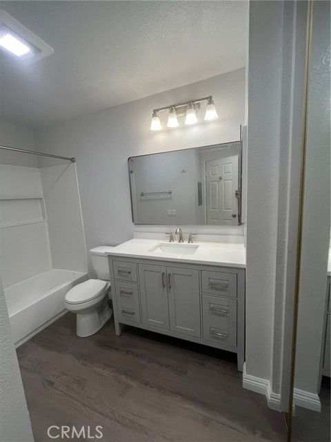 Detail Gallery Image 14 of 26 For 4512 Workman Mill Road #A202,  Whittier,  CA 90601 - 2 Beds | 2 Baths