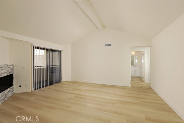 Detail Gallery Image 1 of 1 For 13825 Beaver St #9,  Sylmar,  CA 91342 - 3 Beds | 2 Baths
