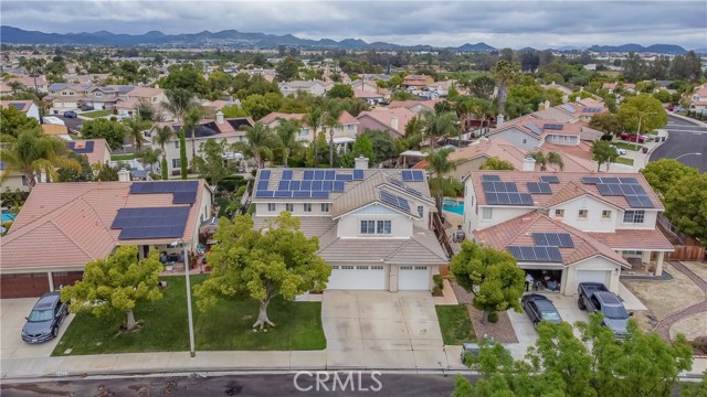 24520 Calle Estancia, Murrieta CA: https://media.crmls.org/medias/8b2d33b0-286a-4f2b-ac20-7dcfe0595229.jpg