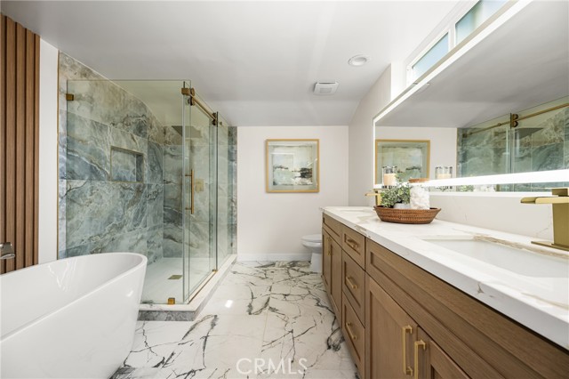 23652 Algiers Street, Mission Viejo CA: https://media.crmls.org/medias/8b2d75c0-a35f-4e21-9e38-a03efea066dc.jpg