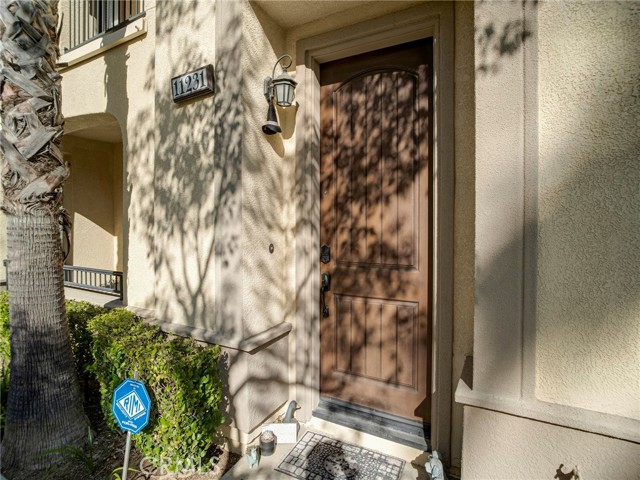 Detail Gallery Image 2 of 29 For 11231 Paseo Sonesta, Porter Ranch,  CA 91326 - 2 Beds | 2 Baths
