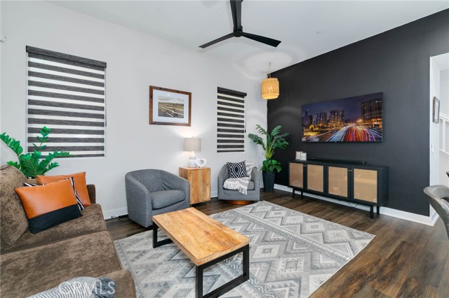 Detail Gallery Image 10 of 30 For 656 Daniel Freeman Cir, Inglewood,  CA 90301 - 4 Beds | 4 Baths