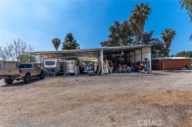 37701 Hesse Road, Cherry Valley CA: https://media.crmls.org/medias/8b2ee348-783e-41fa-bb7d-37ca54f5bdbb.jpg