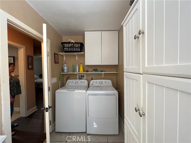 Listing photo id 23 for 791 2nd Street