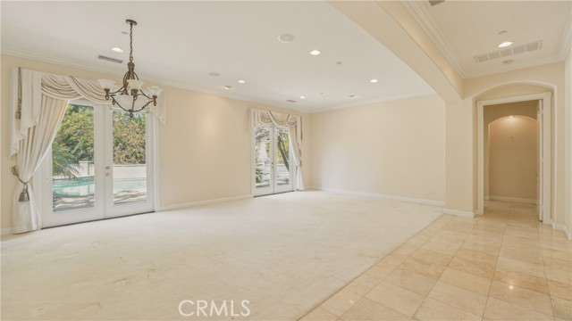 Detail Gallery Image 9 of 71 For 4469 La Serena, Yorba Linda,  CA 92886 - 4 Beds | 3/1 Baths