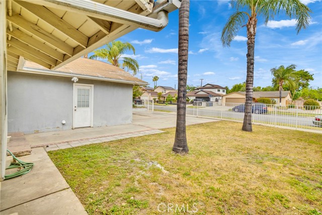 1794 Plaza Serena, Ontario CA: https://media.crmls.org/medias/8b2f95d4-ff22-4d92-a597-e01f9405919f.jpg