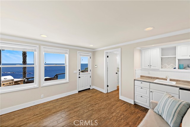 Detail Gallery Image 34 of 64 For 31015 Coast, Laguna Beach,  CA 92651 - 4 Beds | 4 Baths