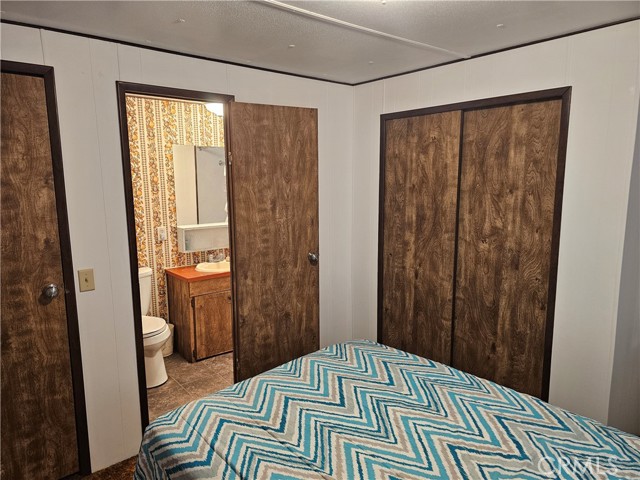 Detail Gallery Image 9 of 31 For 16004 18th Ave, Clearlake,  CA 95422 - 2 Beds | 2 Baths