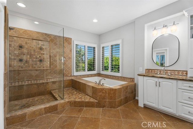 22 Serna, Rancho Santa Margarita CA: https://media.crmls.org/medias/8b3072f4-36ef-4b24-9024-6e20c5b10c98.jpg