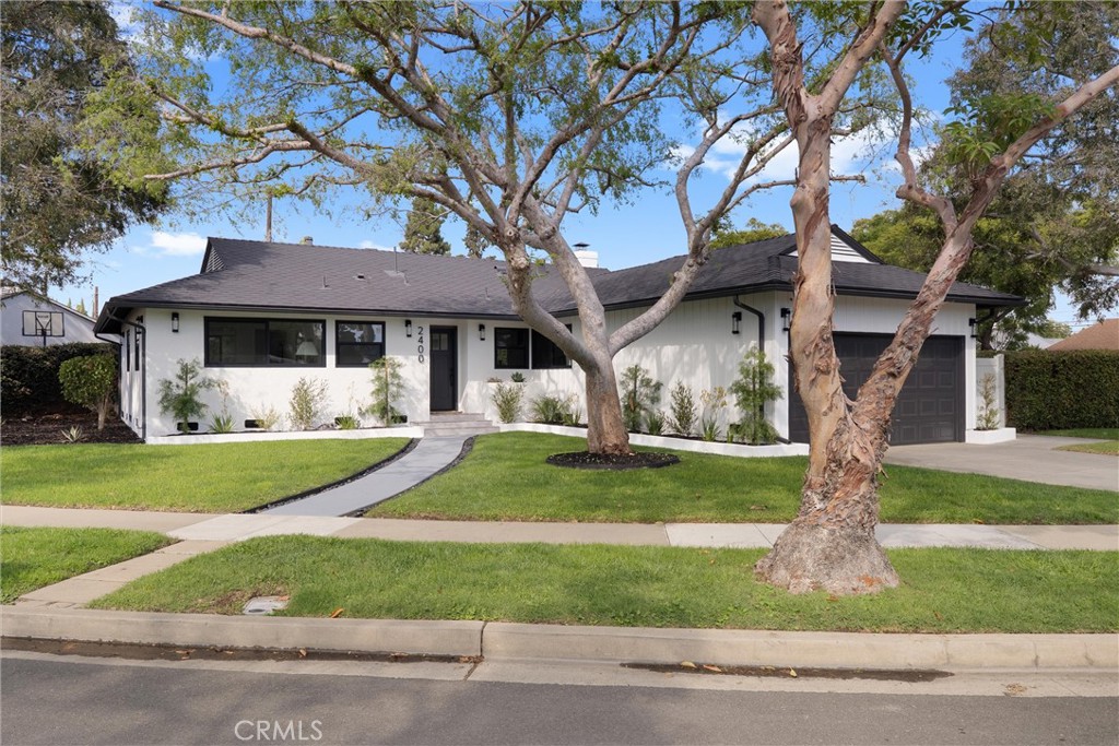 2400 Terraine — image 1