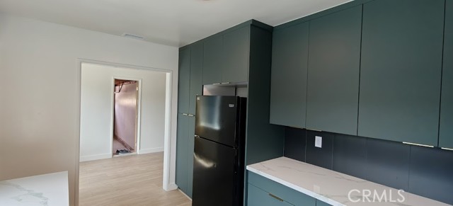 Detail Gallery Image 5 of 53 For 18822 Cranbrook, Torrance,  CA 90504 - 3 Beds | 1 Baths