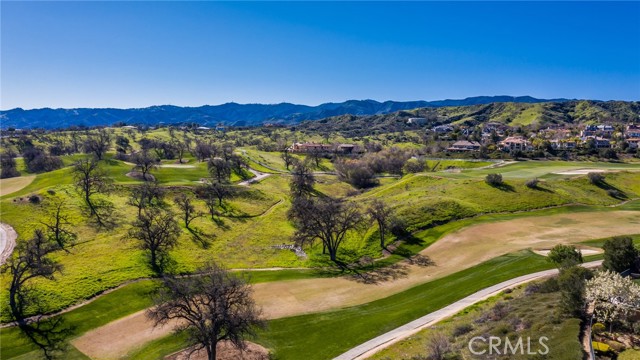 Detail Gallery Image 10 of 66 For 25340 Twin Oaks Pl, Valencia,  CA 91381 - 5 Beds | 5/2 Baths