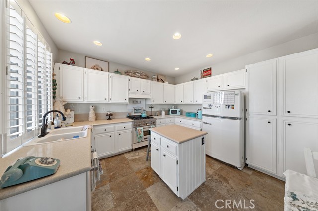 Image 10 of 48 For 33578 Rosewood Circle