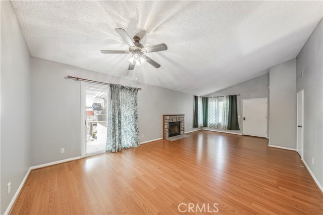 Detail Gallery Image 3 of 21 For 4903 Bandera, Montclair,  CA 91763 - 3 Beds | 2 Baths