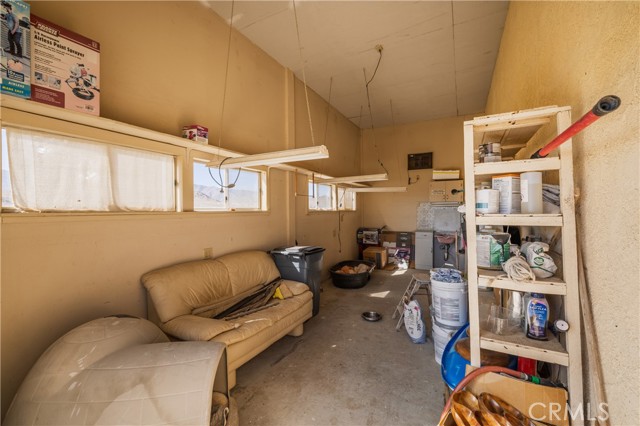 Detail Gallery Image 8 of 51 For 31212 Rabbit Springs Rd, Lucerne Valley,  CA 92356 - 3 Beds | 2 Baths