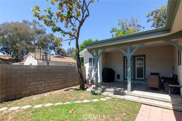 Image 16 of 34 For 10838 Burnet Avenue