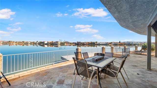 18099 Mariner Drive, Victorville CA: https://media.crmls.org/medias/8b354986-dbdb-4efe-b072-6aa4a6115619.jpg
