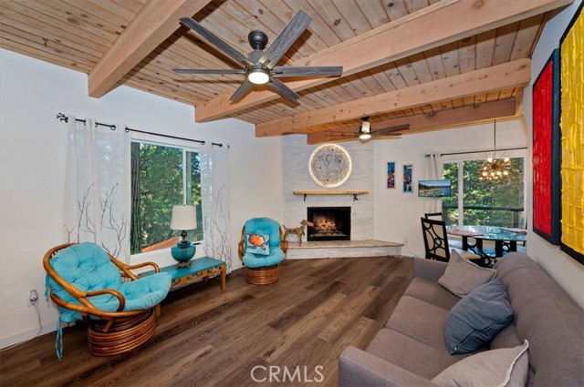 23463 The Blind Trail, Crestline, CA 92325