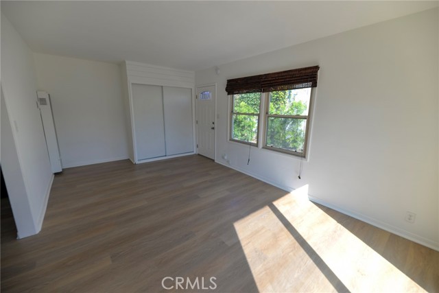 124 Avenida Miramar, San Clemente CA: https://media.crmls.org/medias/8b395b93-27b9-4d9a-a2f5-eb82726257c8.jpg