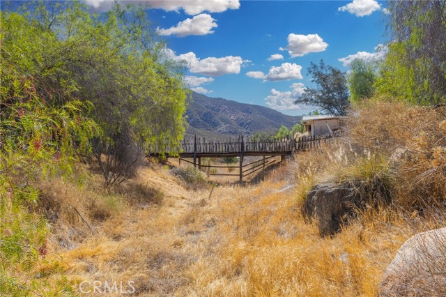 45479 Sheeps Foot Road, Aguanga CA: https://media.crmls.org/medias/8b3a371a-eb93-4bd4-a877-98be8378a65d.jpg