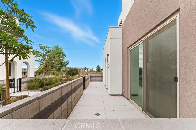 Detail Gallery Image 6 of 28 For 3520 E Peckham Paseo #6,  Ontario,  CA 91761 - 3 Beds | 3 Baths