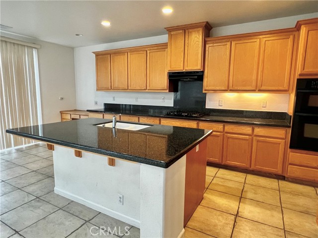 Detail Gallery Image 15 of 38 For 1270 Lurs Ct, Merced,  CA 95348 - 4 Beds | 2/1 Baths