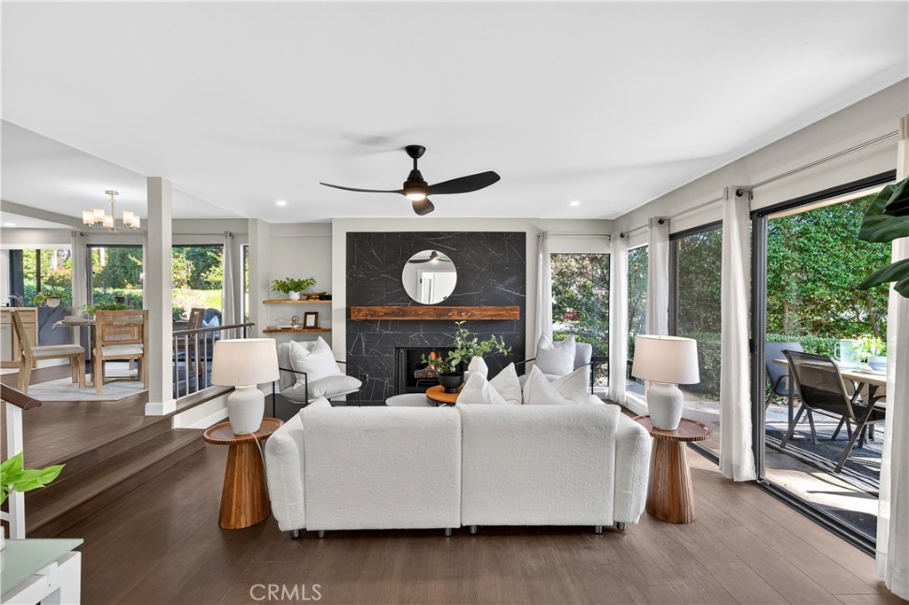 MLS #OC25250149 image #13