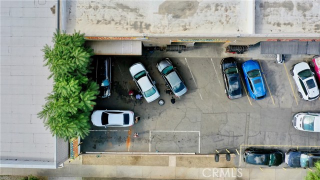 9925 San Fernando Road, Pacoima CA: https://media.crmls.org/medias/8b3af655-c399-498f-9499-ea6fd6d20f80.jpg