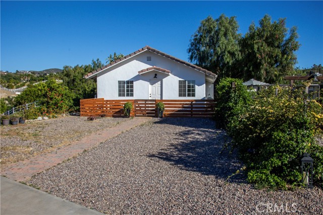 Detail Gallery Image 3 of 32 For 37645 via De Los Arboles #B,  Temecula,  CA 92592 - 1 Beds | 1 Baths