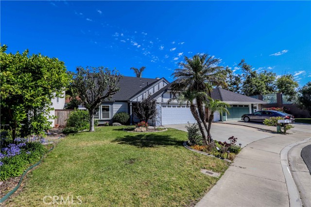 MLS# OC23115381