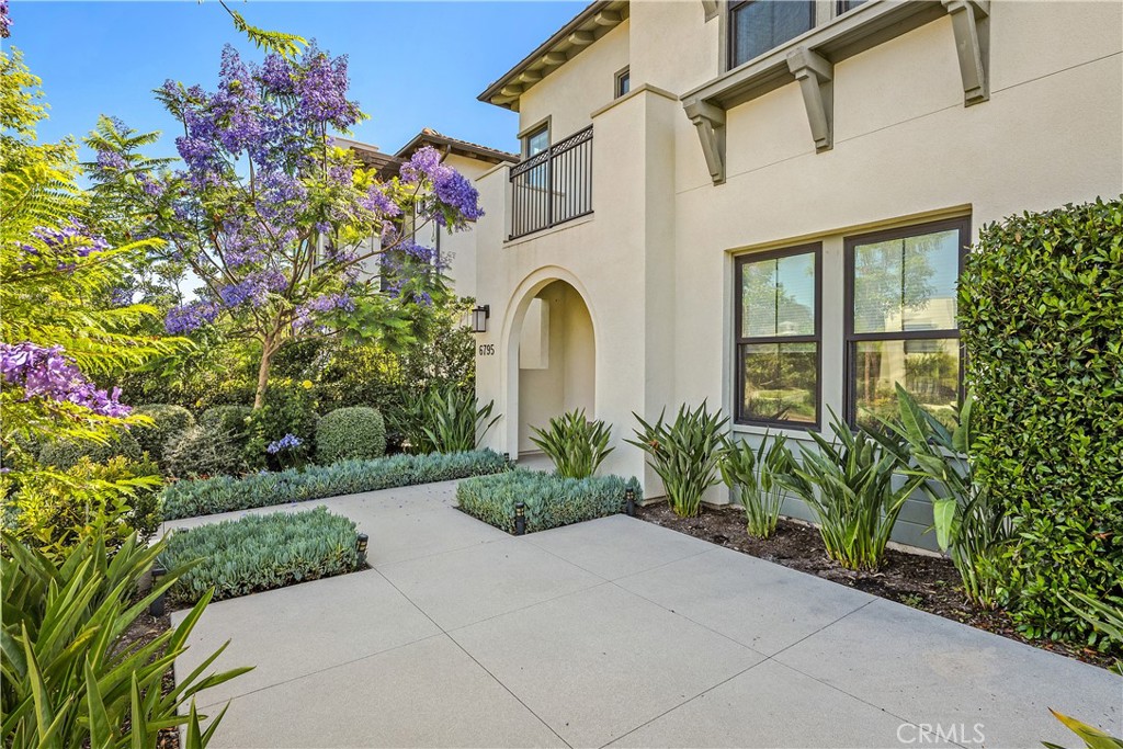 6795 Solterra Vista Pkwy - photo 3
