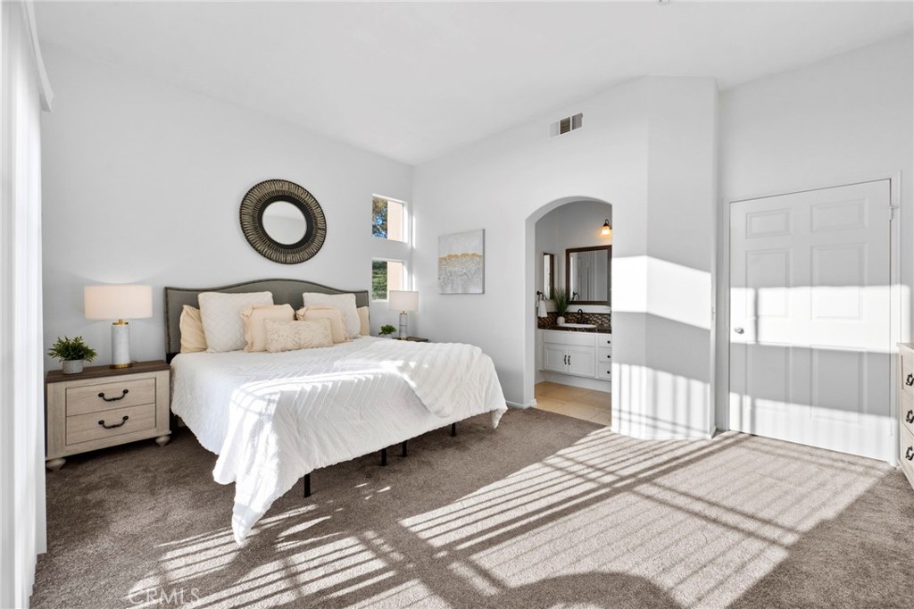 8b3becf2 Ad15 46c1 8e4f 4ae8f1ef94c1