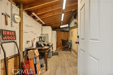 https://media.crmls.org/medias/8b3c6c7c-0451-49ec-b8d4-ba70a9fa6239.jpg?preset=X-Large
