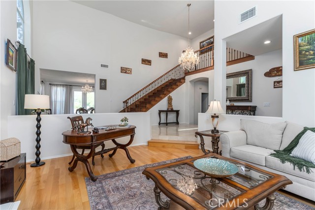 Detail Gallery Image 5 of 46 For 7371 Westcliff Dr, West Hills,  CA 91307 - 5 Beds | 5 Baths