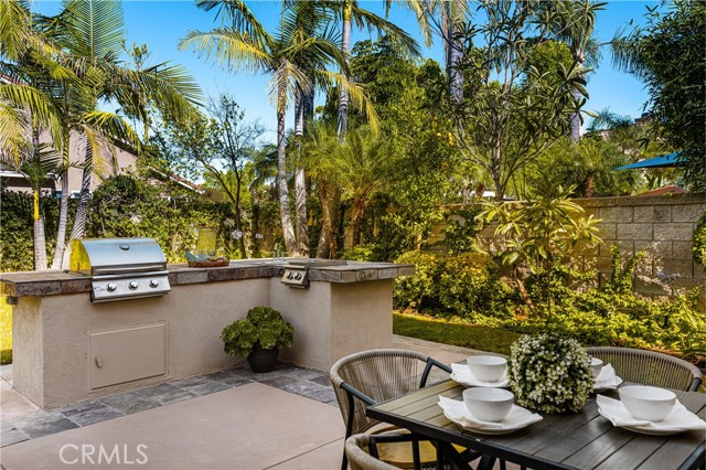 19692 Dorado Drive, Lake Forest CA: https://media.crmls.org/medias/8b3d0cb6-0f5e-4d14-b4b8-ac888b167a17.jpg