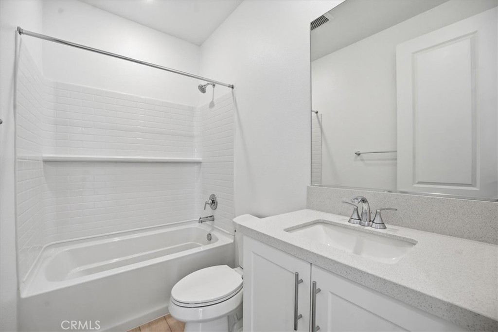 MLS #IV25250152 image #22