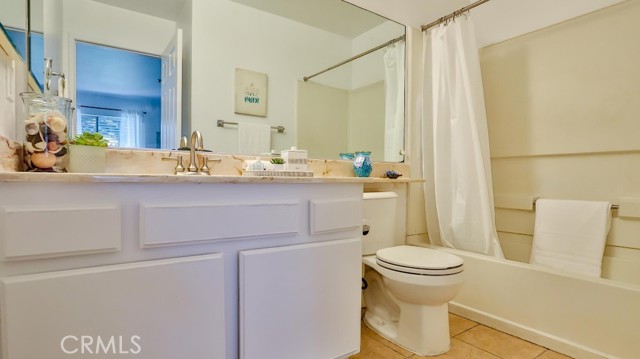 Detail Gallery Image 23 of 46 For 12591 Westminster Ave #210,  Garden Grove,  CA 92843 - 2 Beds | 2 Baths