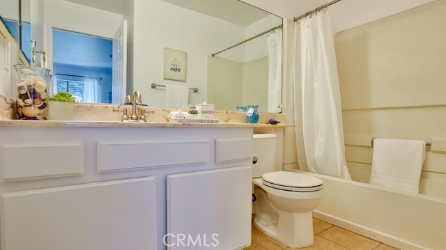 Detail Gallery Image 23 of 46 For 12591 Westminster Ave #210,  Garden Grove,  CA 92843 - 2 Beds | 2 Baths