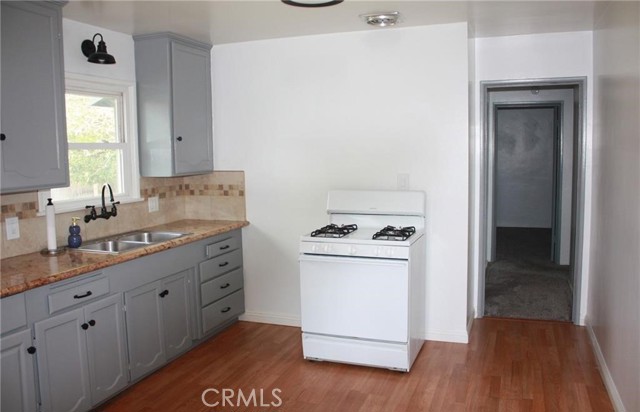 3585 Timothy Way, Riverside CA: https://media.crmls.org/medias/8b3e6169-10a2-4af1-8f9c-4f34c6233eac.jpg
