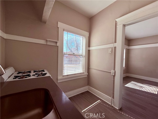 Detail Gallery Image 6 of 11 For 406 Linden Ave #5,  Long Beach,  CA 90802 - 0 Beds | 1 Baths