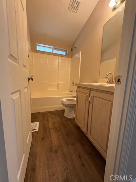 Detail Gallery Image 14 of 16 For 9366 Talbert Aly, Fountain Valley,  CA 92708 - 3 Beds | 2 Baths