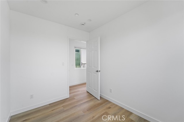 18656 Runnymede Street, Reseda CA: https://media.crmls.org/medias/8b3fcae1-f123-441a-b4ab-625970e93560.jpg