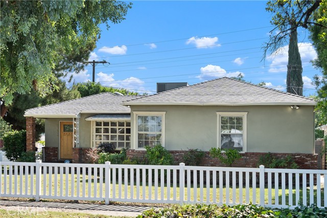 5732 Wilbur Avenue, Tarzana CA: https://media.crmls.org/medias/8b4042de-9b49-491c-925c-556b3e3f97fd.jpg