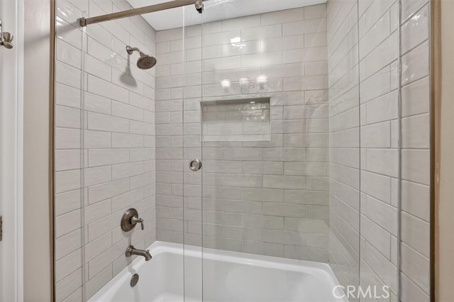 Detail Gallery Image 36 of 46 For 22948 Magnolia Glen, Valencia,  CA 91354 - 4 Beds | 2 Baths