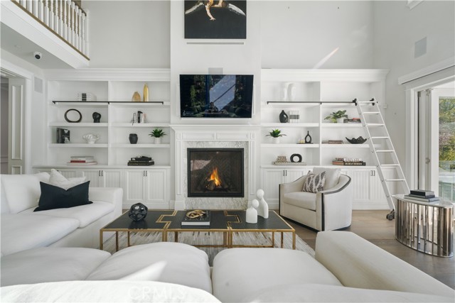 Detail Gallery Image 18 of 59 For 17528 Jayden Ln, Encino,  CA 91316 - 7 Beds | 10/1 Baths