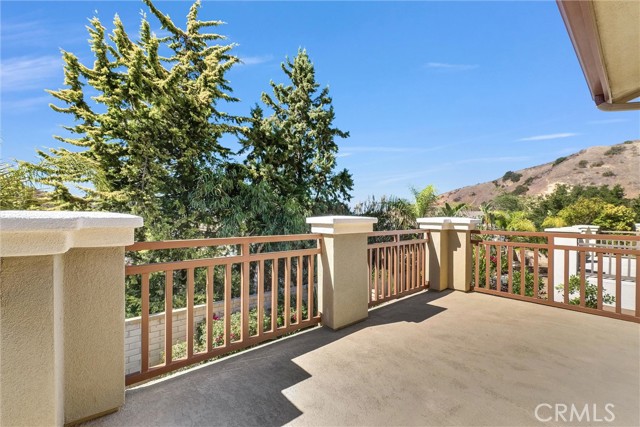 2144 Mulefat Circle, Corona CA: https://media.crmls.org/medias/8b4167b1-7b85-49b0-8f74-830d54199176.jpg