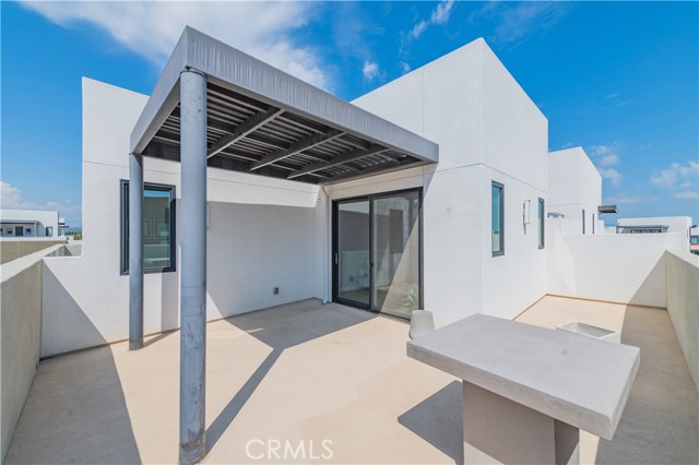 421 Transport, Tustin CA: https://media.crmls.org/medias/8b4221b5-5c75-4470-9f8d-e6134f7d5a5a.jpg