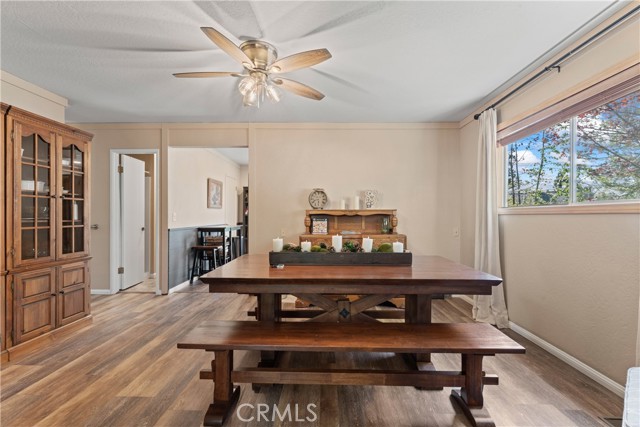 Detail Gallery Image 14 of 49 For 27847 St Bernard Ln, Lake Arrowhead,  CA 92352 - 3 Beds | 3 Baths