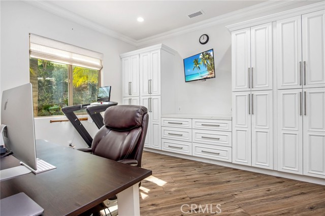 Image 23 of 56 For 4709 Briana Court