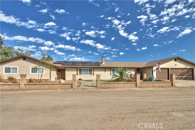 Detail Gallery Image 1 of 43 For 1409 Gerlar Ln, Ramona,  CA 92065 - 3 Beds | 2 Baths